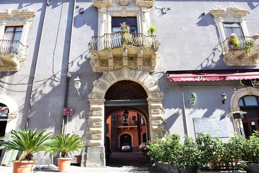 הוילה קטאניה Palazzo Clarenza Di San Domenico מראה חיצוני תמונה